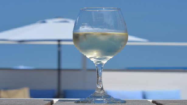 El vino blanco para saborear el verano